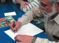 Firmando en el Sal del Cmic de Barcelona (8/5/04)